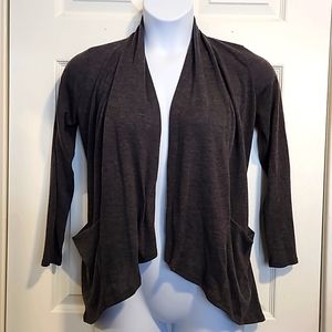 J mode, gray, open front cardigan.